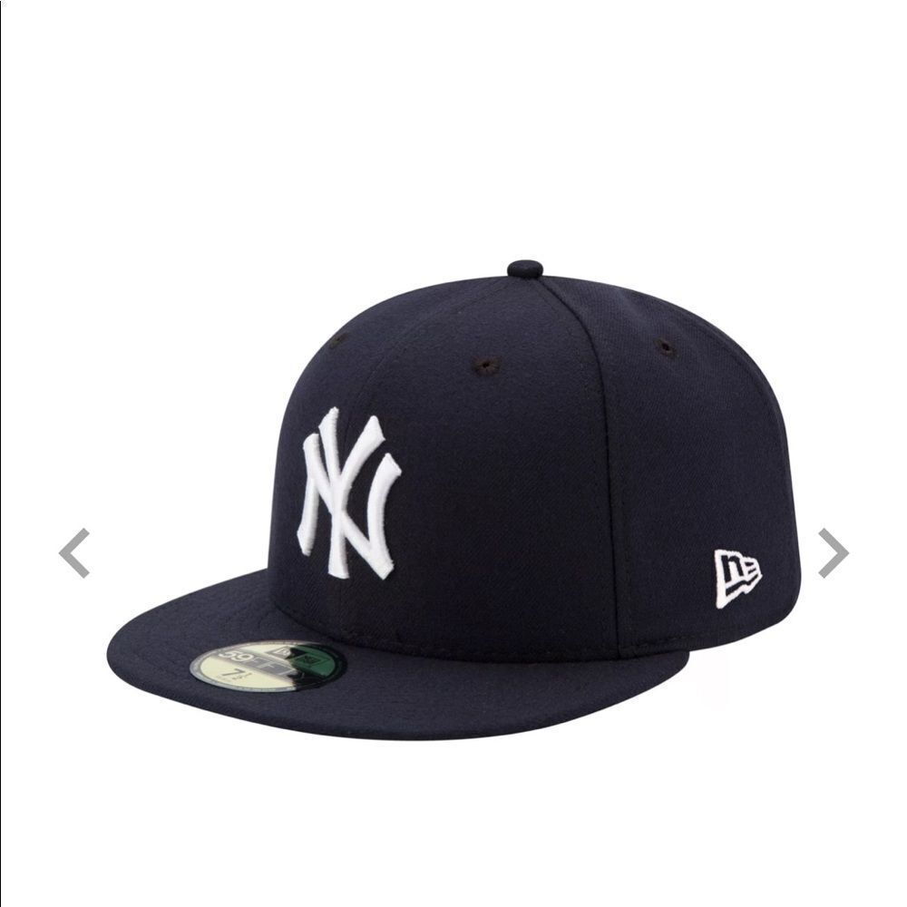 New era black Yankees cap with white logo Nwot - Picture 6 of 7